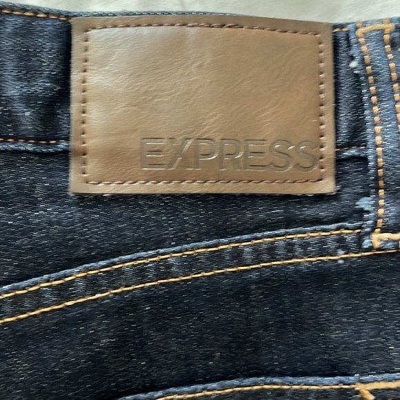 Classic Boot Cut Jeans | Express | 32 x 30 - Picture 4 of 4